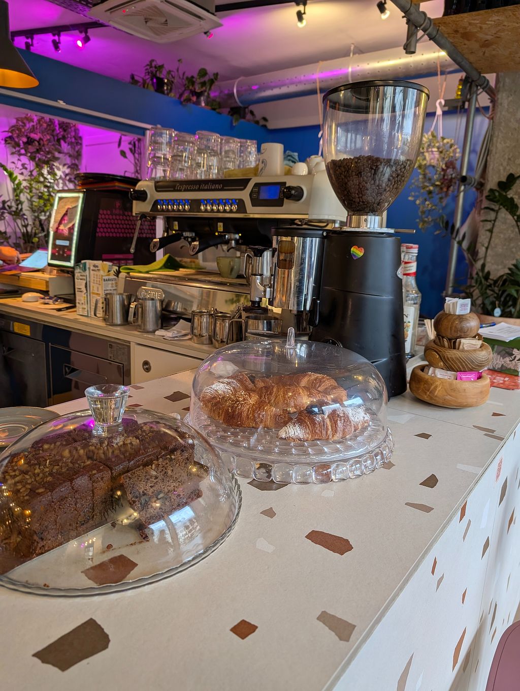 Menu vegano con ingredienti freschi e locali Flora et Labora Milano